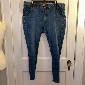 Old Navy Skinny Jeans - “The SweetHeart” 16 regular